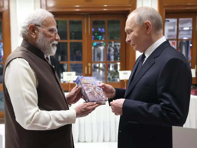 Silver Tea Set, Silver Horse, Saffron and more: A full list of gifts PM Modi presented to Vladimir Putin | In Photos