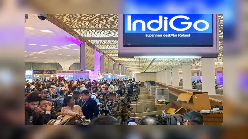 IndiGo offers apology, full refunds from Dec 5-15, accommodation amid flight cancellations IndiGo offers apology, full refunds from Dec 5-15, accommodation amid flight cancellations