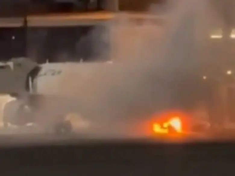 WATCH | Passengers flee smoke-filled plane at Brazil airport after it catches fire; no injuries reported WATCH | Passengers flee smoke-filled plane at Brazil airport after it catches fire; no injuries reported
