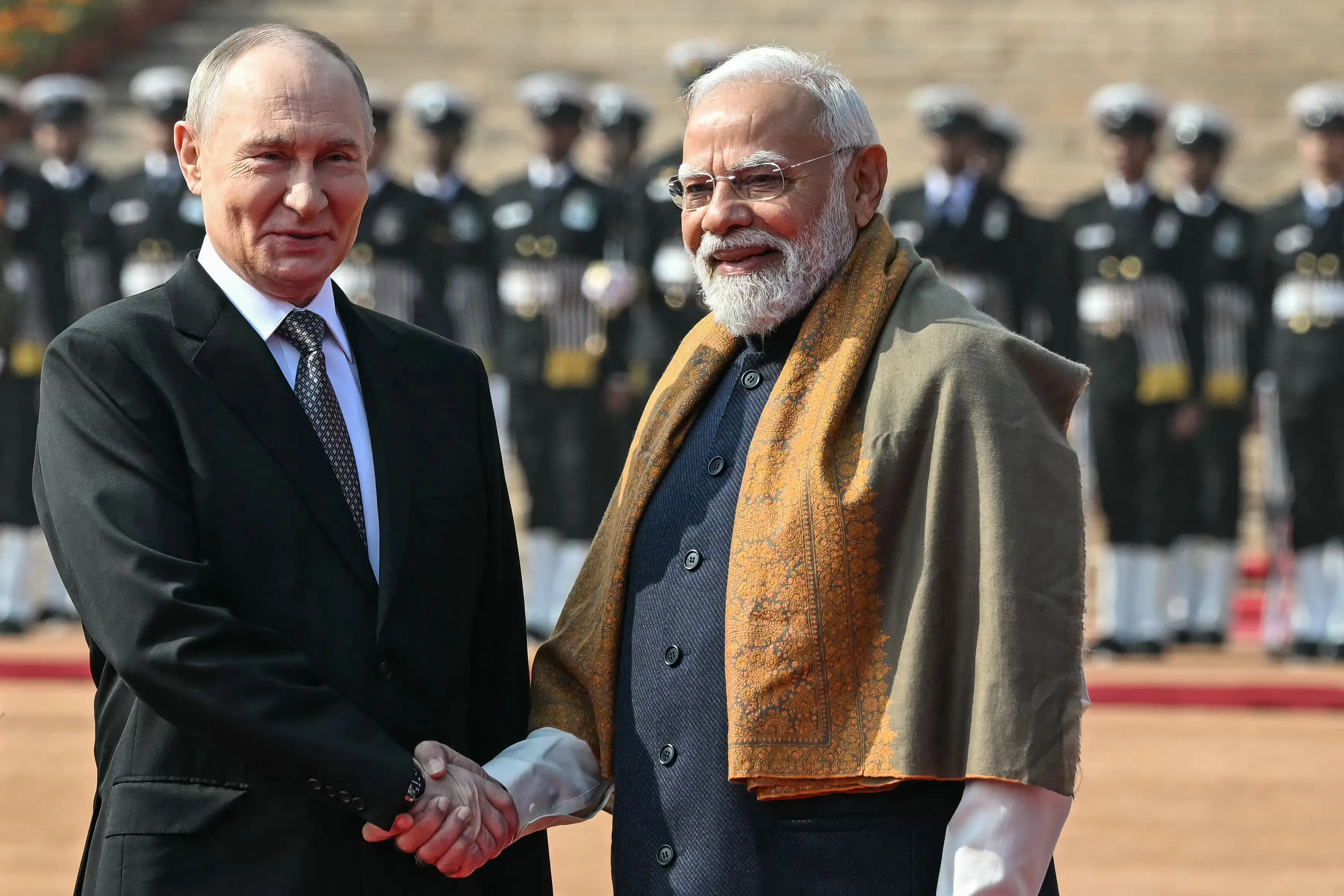 PM Modi takes up issue of Indians serving in Russian Army with Putin; MEA urges citizens to reject such offers