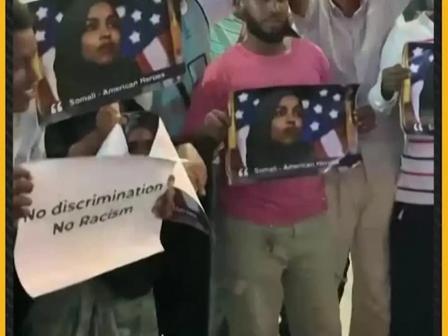Mogadishu Crowds Chant ‘Down Trump’ in Protest Over U.S. President’s Comments