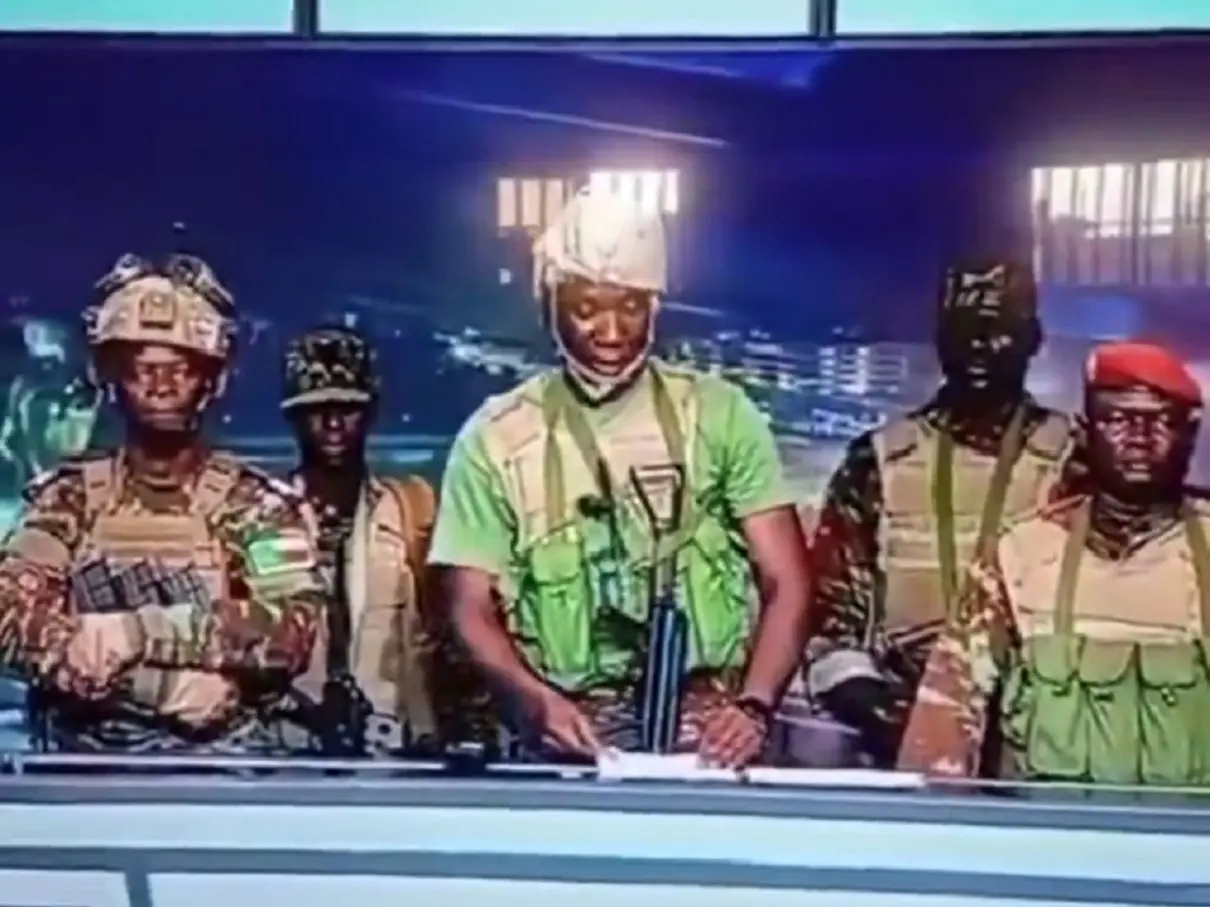 Coup attempt foiled by loyalist troops, says Benin interior minister; a dozen rebels arrested Coup attempt foiled by loyalist troops, says Benin interior minister; a dozen rebels arrested