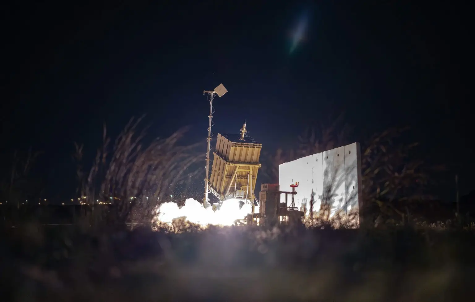 Iron Dome: Short-Range Interception