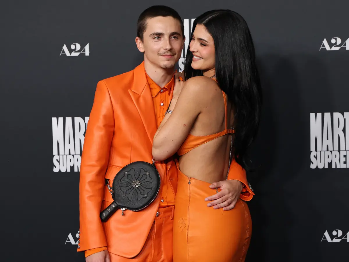 Kylie Jenner and Timothée Chalamet's fiery orange looks light up the red carpet | In pics Kylie Jenner and Timothée Chalamet's fiery orange looks light up the red carpet | In pics
