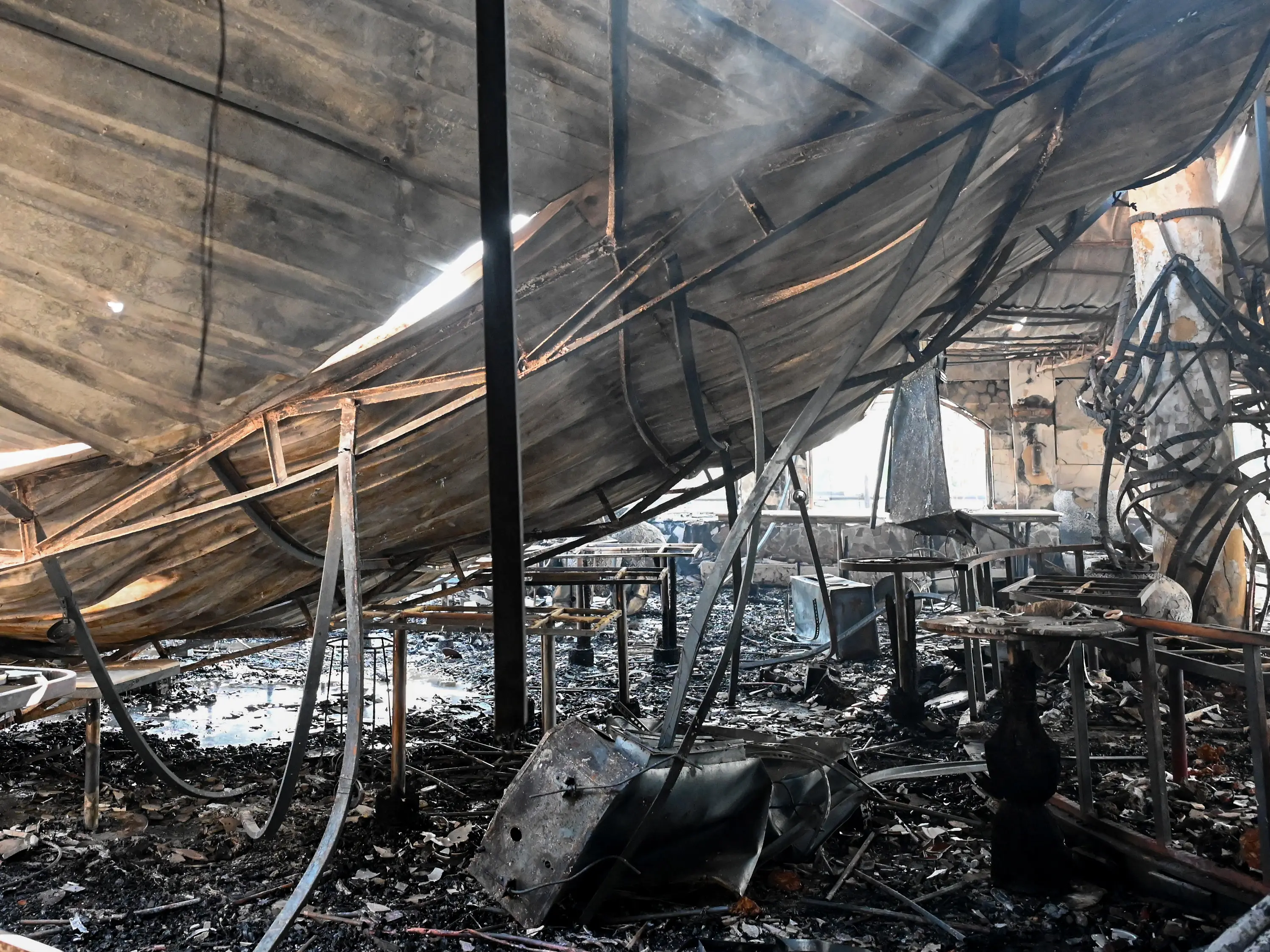 Goa nightclub inferno: CM Sawant orders demolition of Luthra's Romeo Lane beach shack in Vagator Goa nightclub inferno: CM Sawant orders demolition of Luthra's Romeo Lane beach shack in Vagator