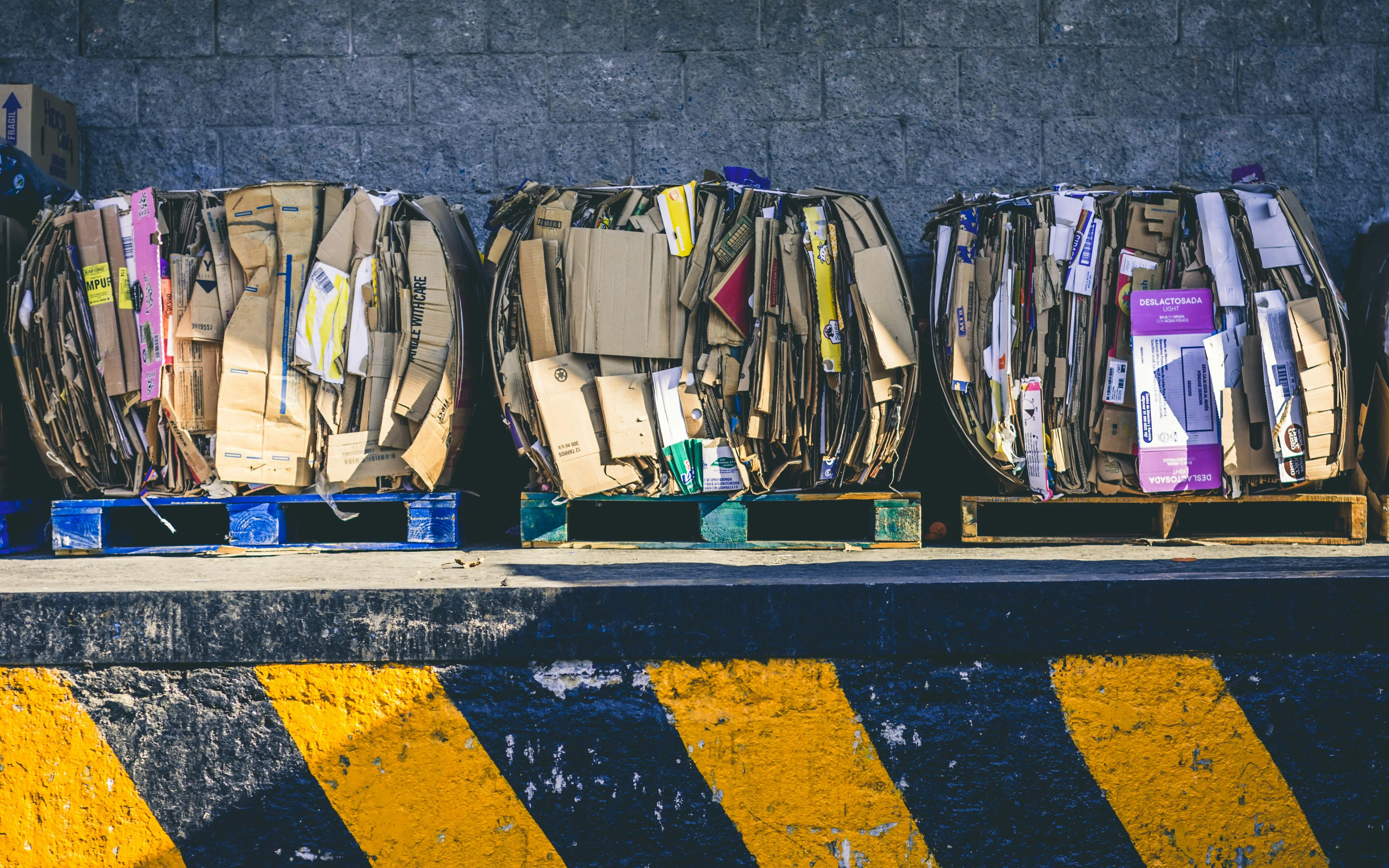 2. United States - 600 Million Tonnes Annual Industrial Waste