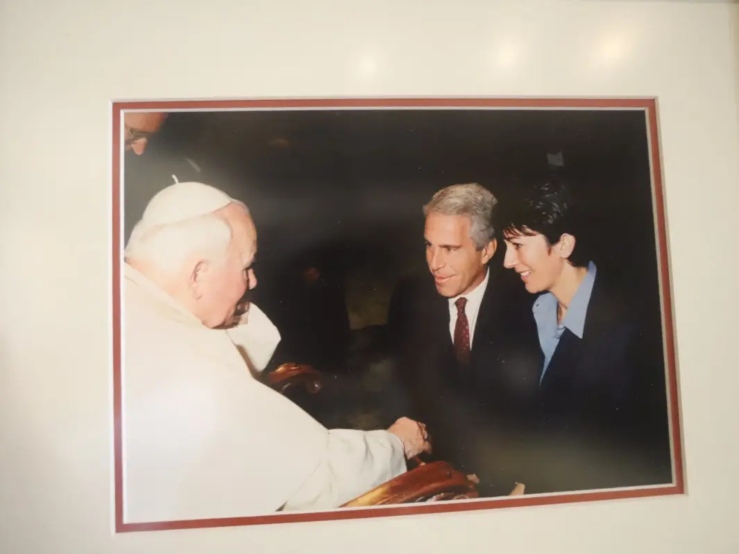 US court allows release of Maxwell documents in Jeffrey Epstein case US court allows release of Maxwell documents in Jeffrey Epstein case