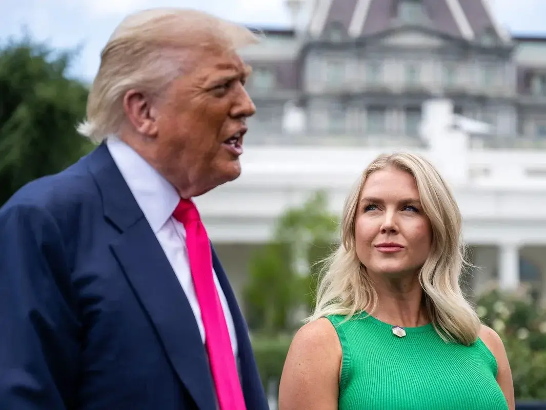 Donald Trump calls affordability a 'hoax' praises Karoline Leavitt's 'machine gun' lips in Pennsylvania rally Donald Trump calls affordability a 'hoax' praises Karoline Leavitt's 'machine gun' lips in Pennsylvania rally