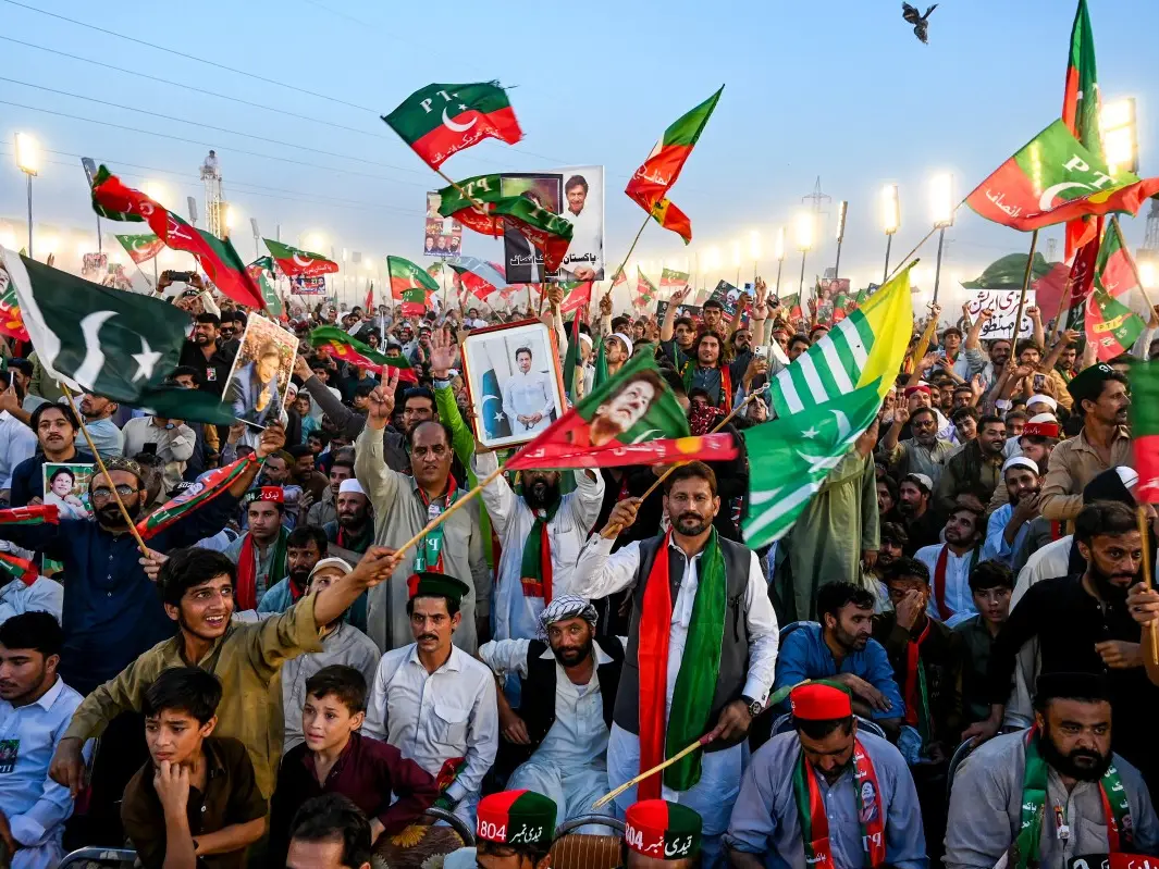 Imran Khan likely to be relocated from Adiala jail amid 'constant protest demonstrations' — Report Imran Khan likely to be relocated from Adiala jail amid 'constant protest demonstrations' — Report