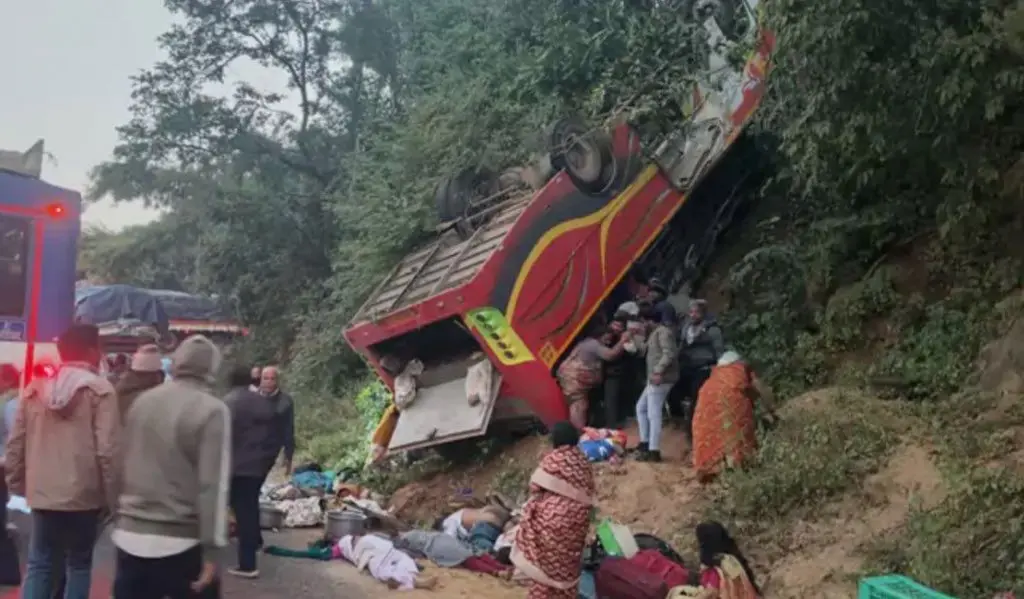 Andhra Pradesh horror: At least 9 dead as packed bus plunges into valley in Alluri Sitarama Raju district; President Murmu shares condolences