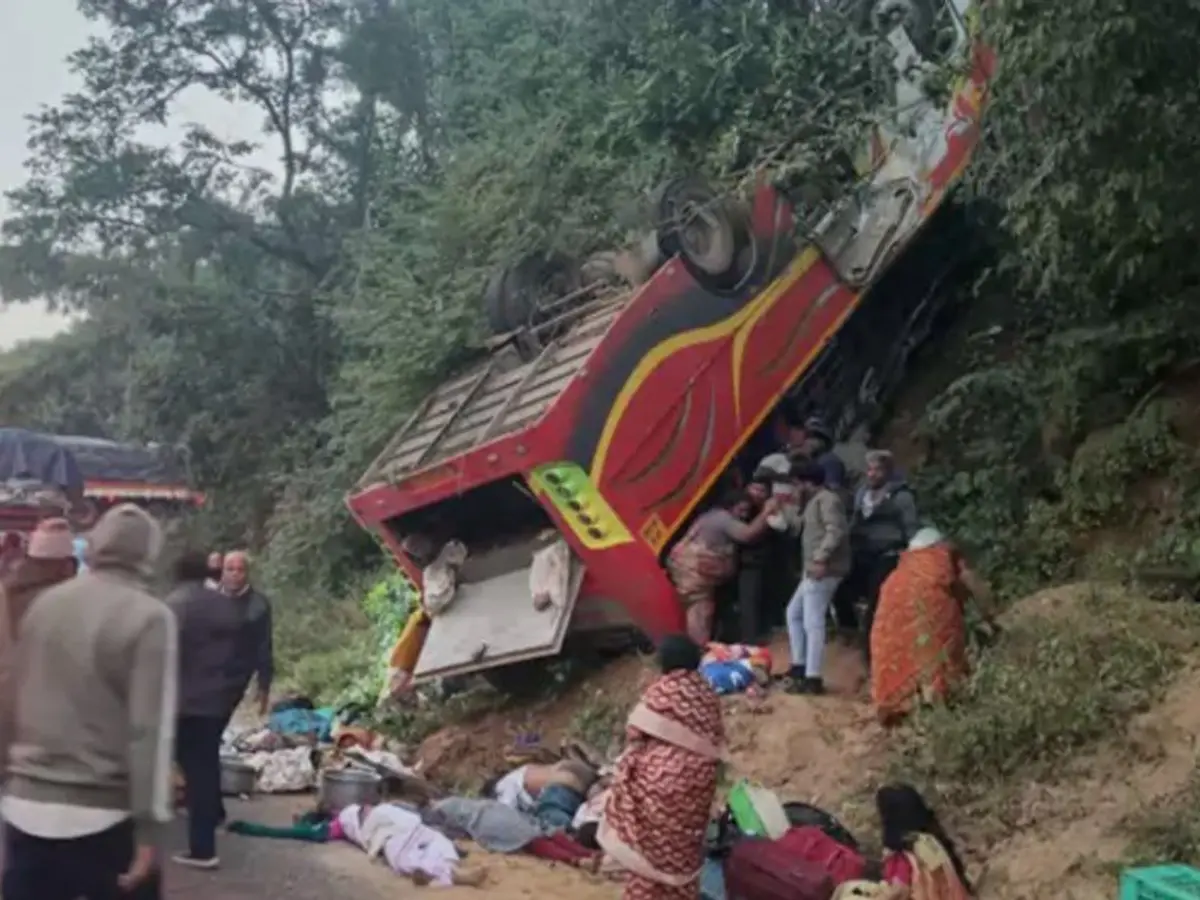 Andhra Pradesh horror: 15 feared dead as packed bus plunges into valley ...