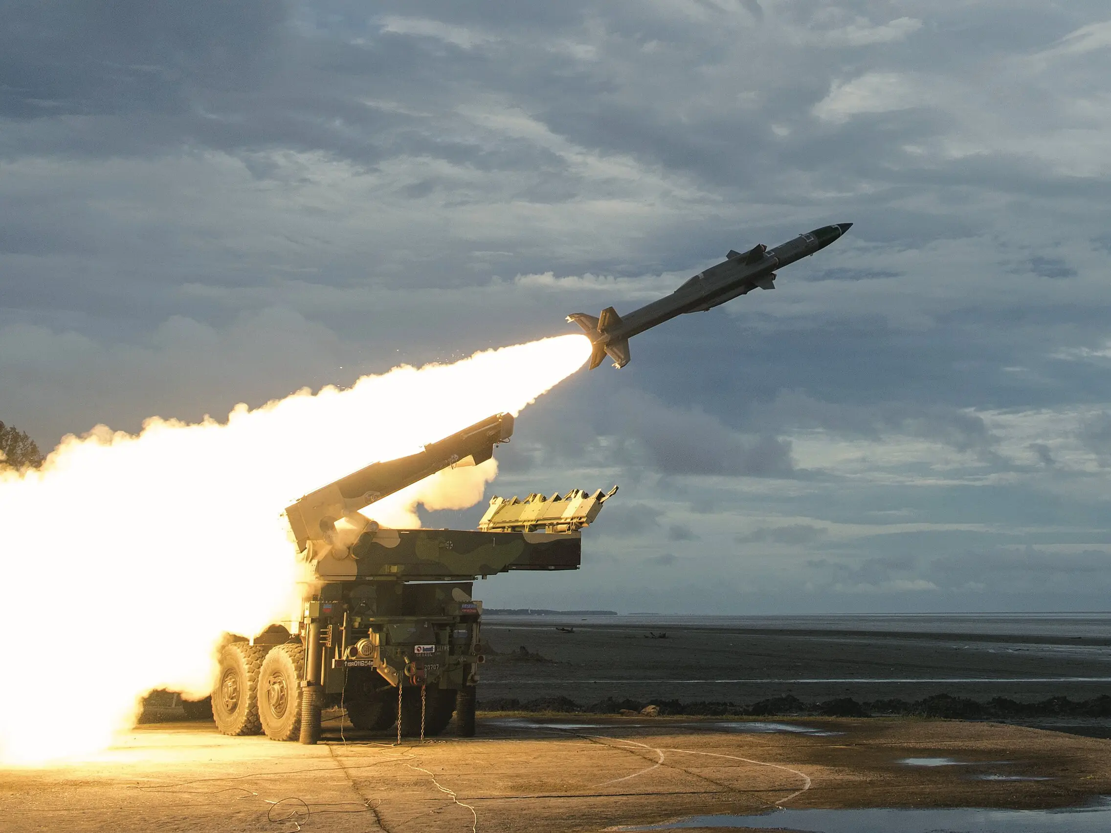 'Rafale, BrahMos, S-400 & more': 7 Indian weapons that could easily shoot down Bangladesh's Eurofighter Typhoon