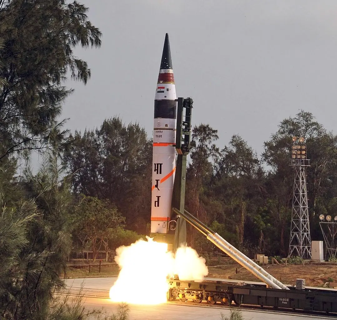 Missile speed vs fighter response