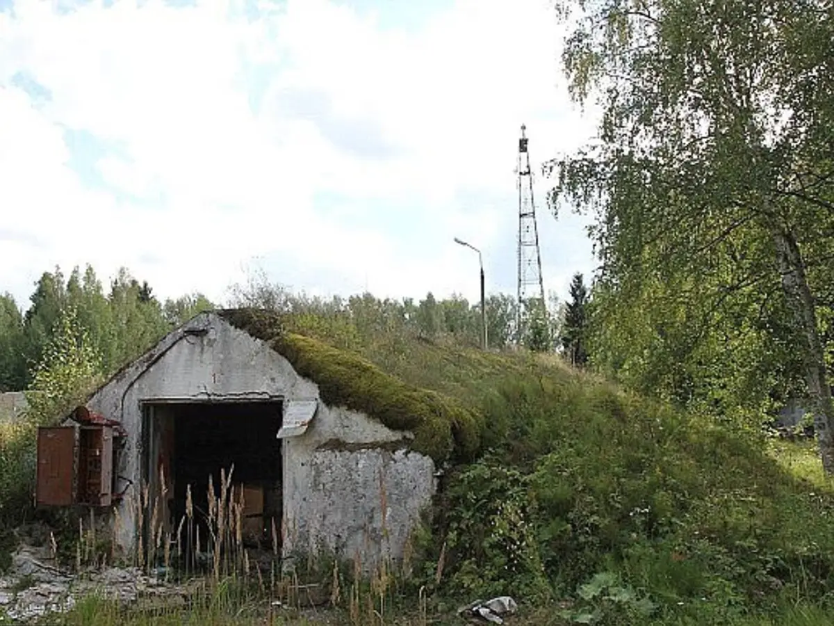 Russia's 'Doomsday Radio' is transmitting unusually, sparking fear of impending World War Russia's 'Doomsday Radio' is transmitting unusually, sparking fear of impending World War
