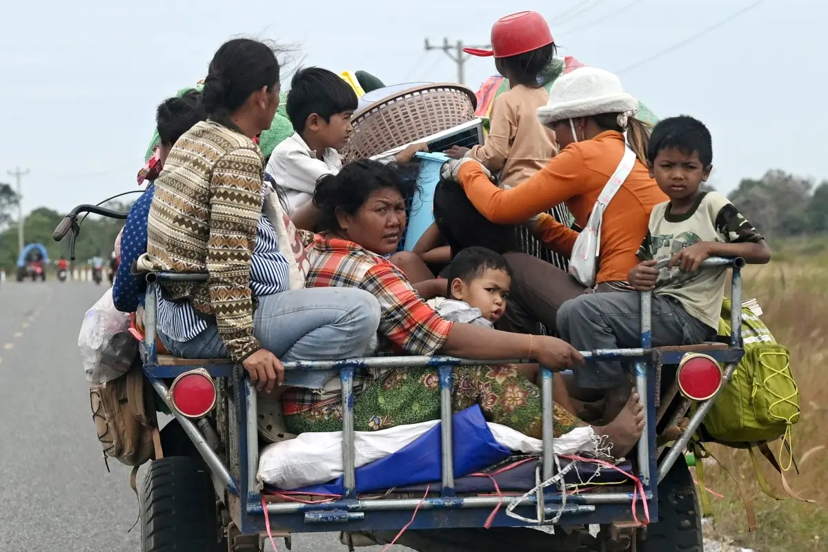 Thailand says 4 soldiers killed, vows to continue military action against Cambodia