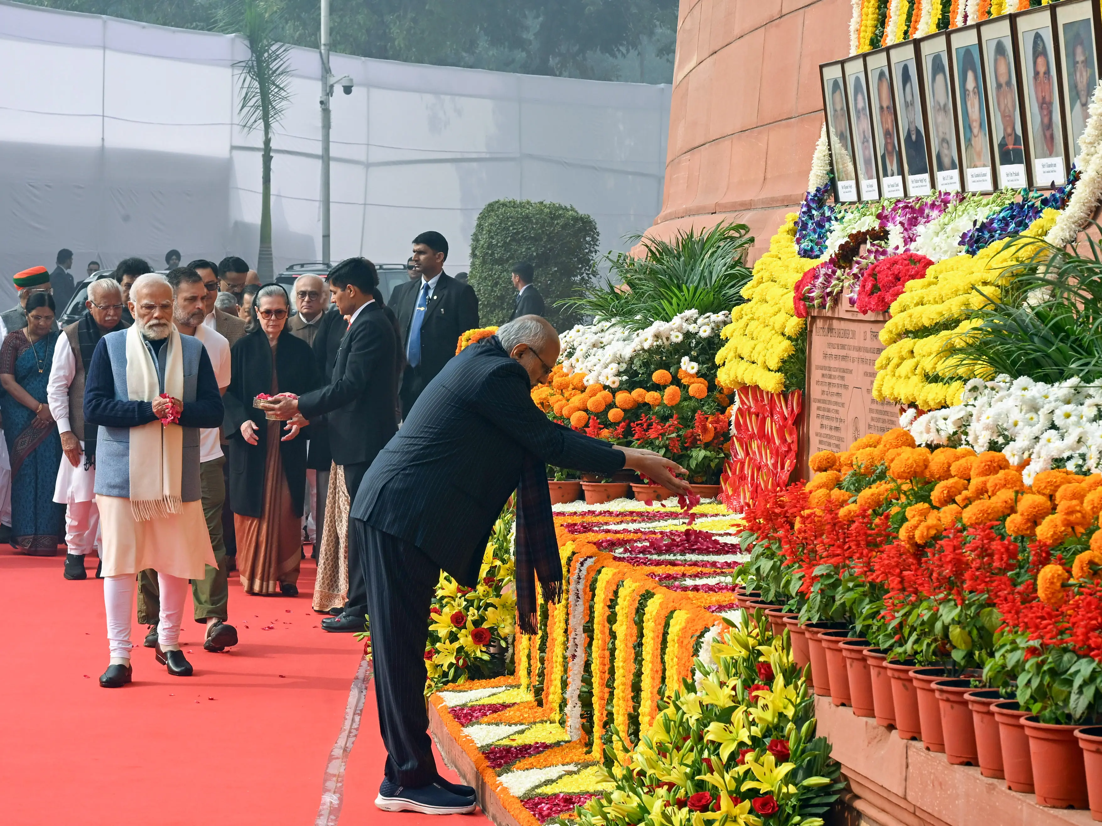 Parliament attack anniversary: PM Modi, LoP Rahul Gandhi, parliamentarians pay tribute to fallen heroes Parliament attack anniversary: PM Modi, LoP Rahul Gandhi, parliamentarians pay tribute to fallen heroes