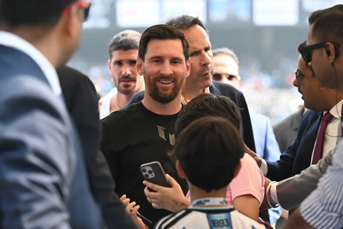 Watch: Lionel Messi arrives in Hyderabad for GOAT Tour as fans cheer wildly amid high security