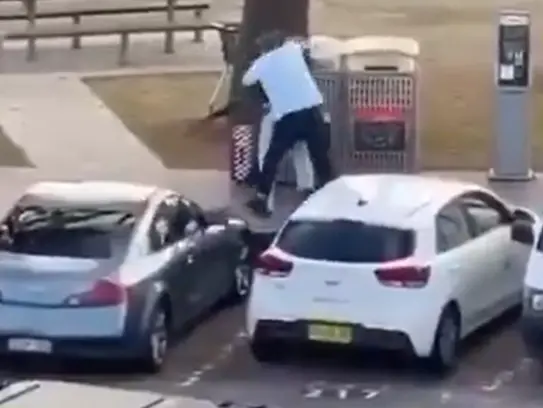 WATCH | Courageous civilian disarms shooter during shooting at Sydney's Bondi beach in Australia WATCH | Courageous civilian disarms shooter during shooting at Sydney's Bondi beach in Australia