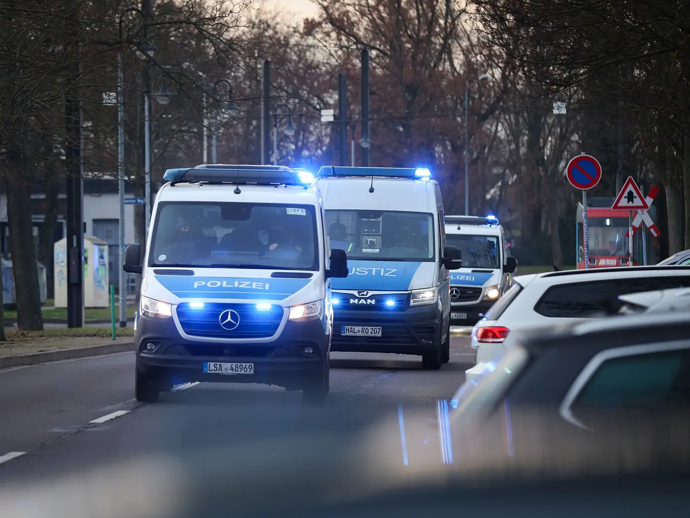 Germany arrests five men over suspected Christmas market attack plot Germany arrests five men over suspected Christmas market attack plot