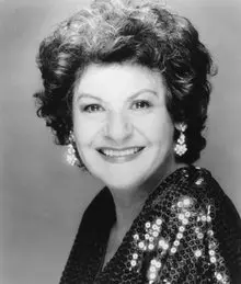 Estelle Reiner: A Late-Blooming Performer