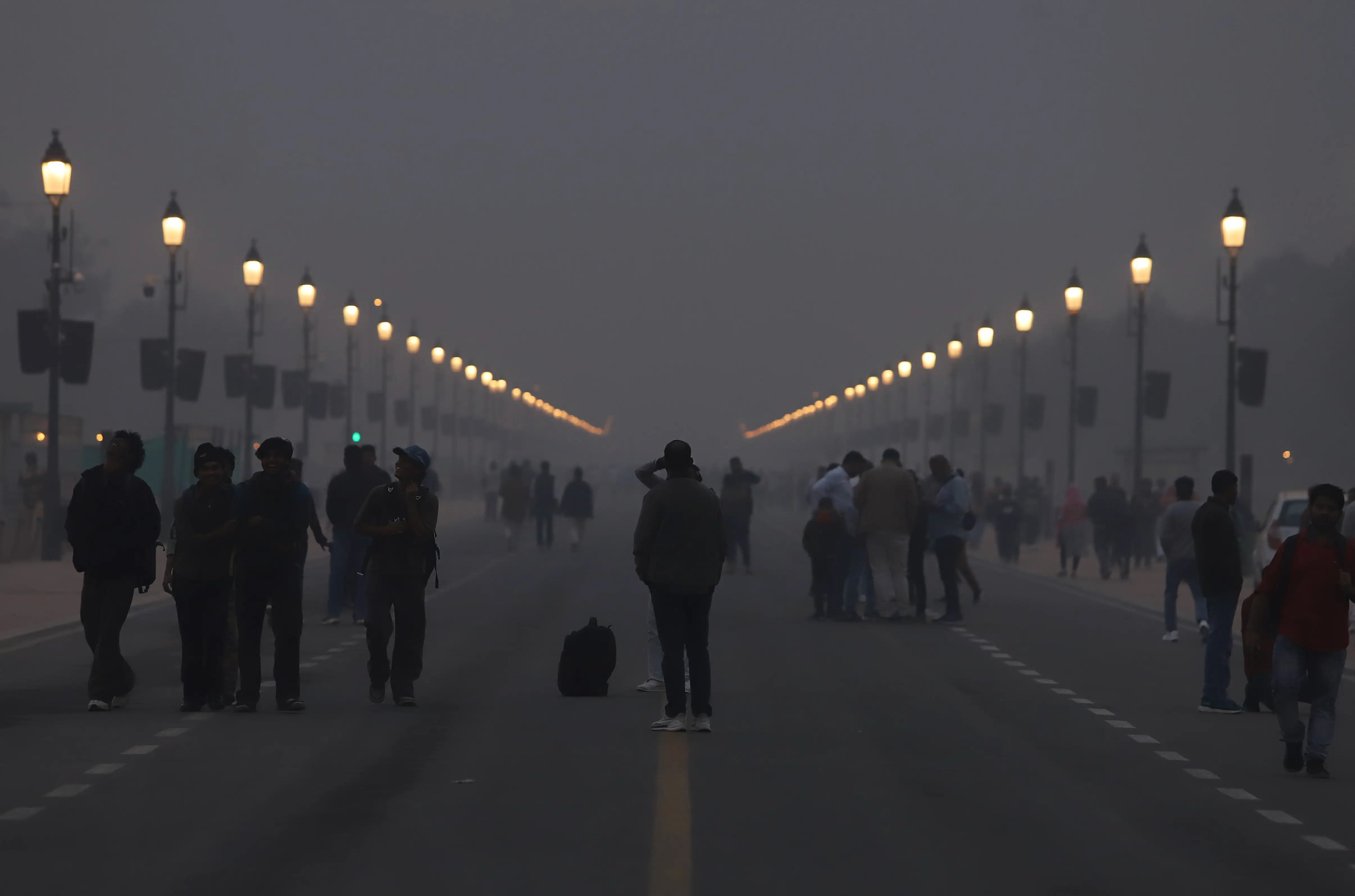 From air-filter mask to winter gear: Here's how Delhi traffic police is implementing winter safety plan amid 'severe air quality' and dense fog