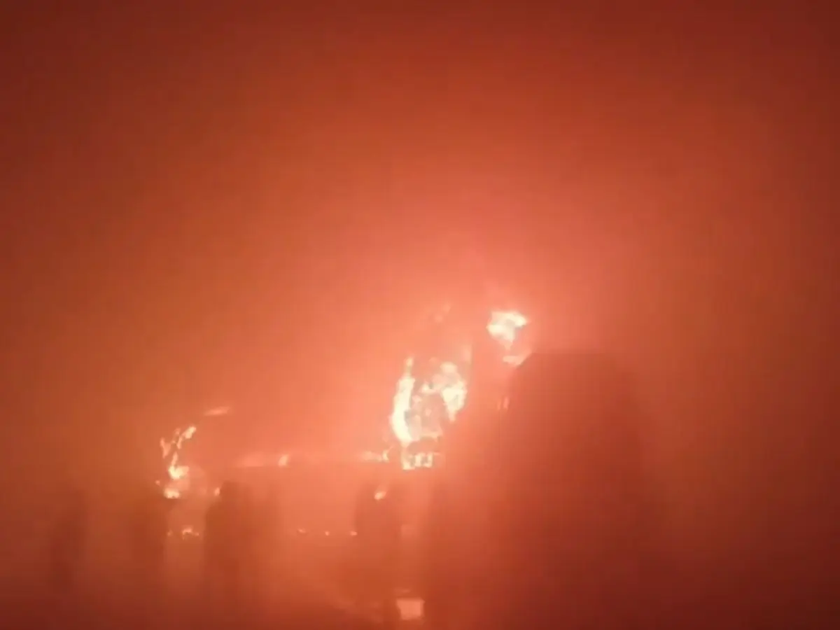 At least four dead after several vehicles catch fire in collision on Delhi-Agra Expressway