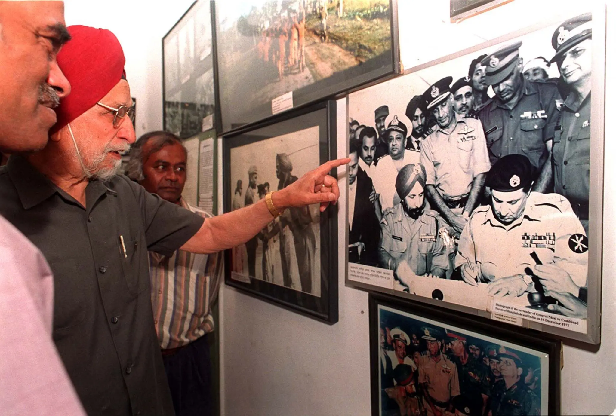 India-Bangladesh mark 54th anniversary of Vijay Diwas. Here's what happened on this day. Know all about it