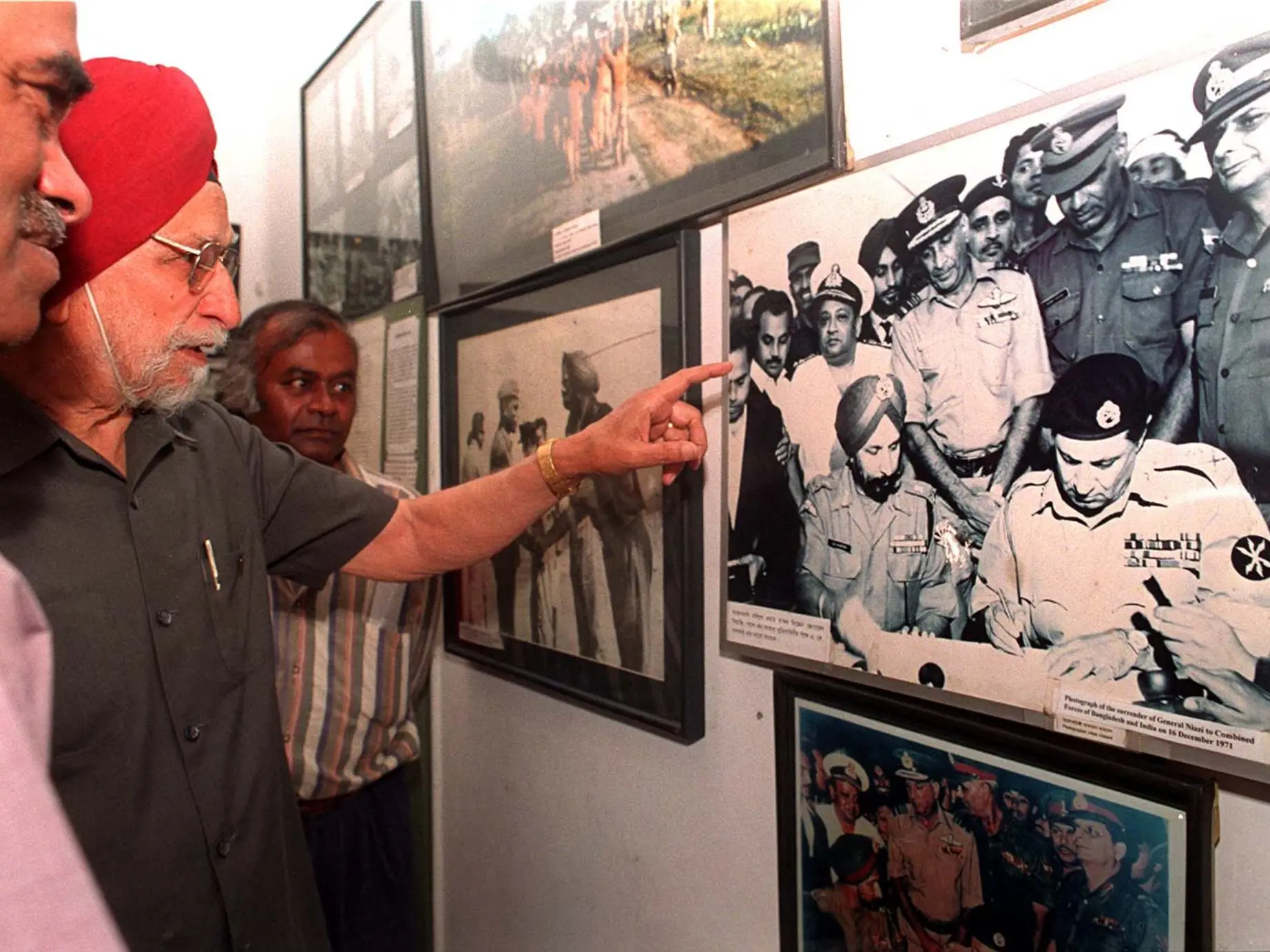 India-Bangladesh mark 54th anniversary of Vijay Diwas. Here's what happened on this day. Know all about it India-Bangladesh mark 54th anniversary of Vijay Diwas. Here's what happened on this day. Know all about it