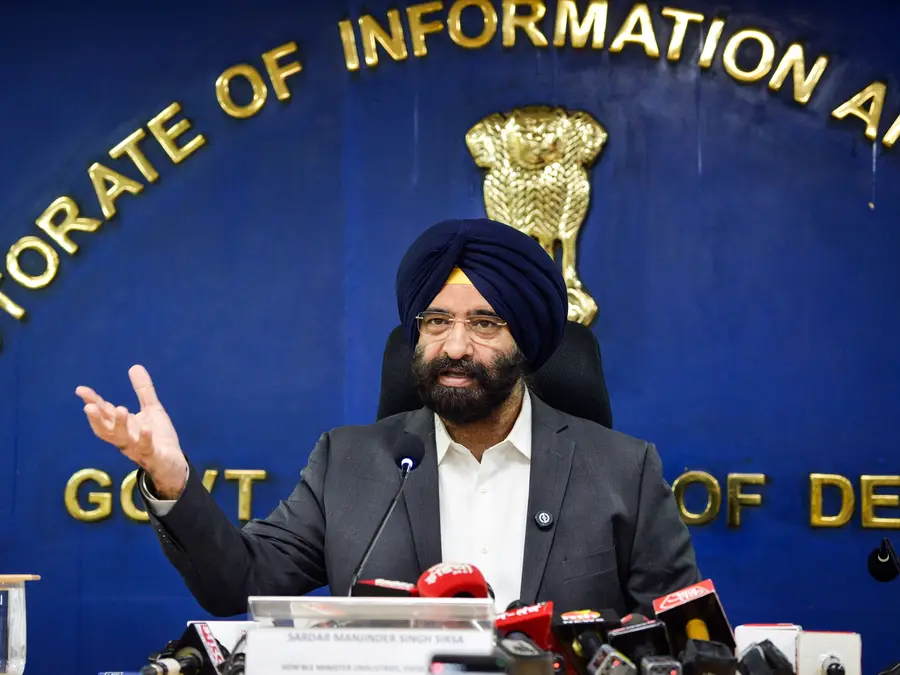 Delhi air crisis: Minister Sirsa apologises as CM Rekha Gupta faces AQI chants