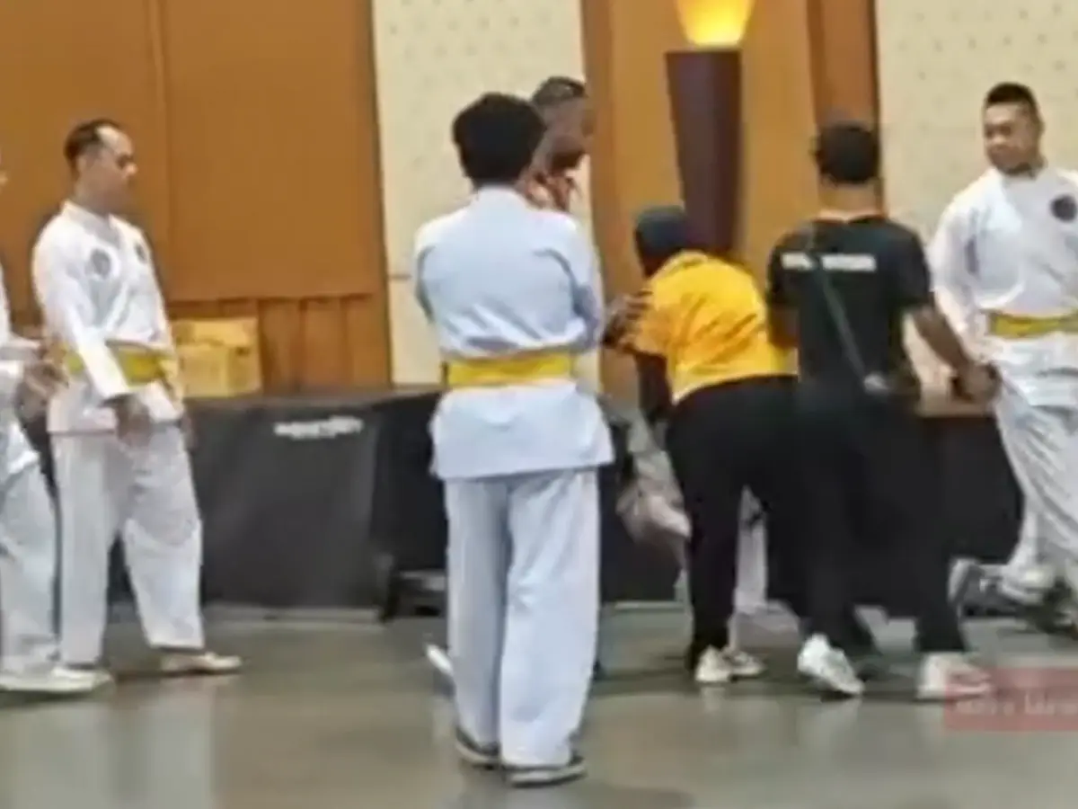 Video: Malaysia Pencak Silat team attacks referees, organisers after controversial SEA Games loss
