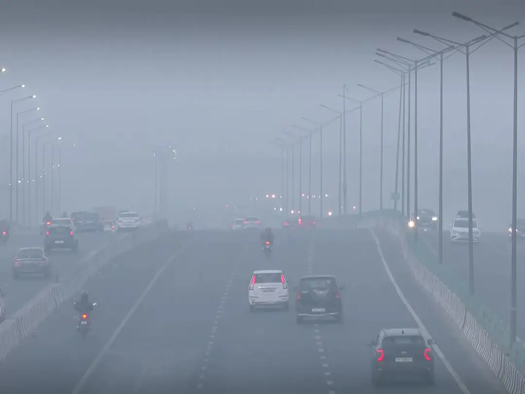 Delhi government imposes 50% WFH rule to reduce emissions, offers compensation of $110 for construction workers Delhi government imposes 50% WFH rule to reduce emissions, offers compensation of $110 for construction workers