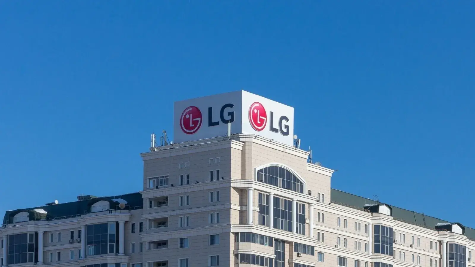 LG Electronics