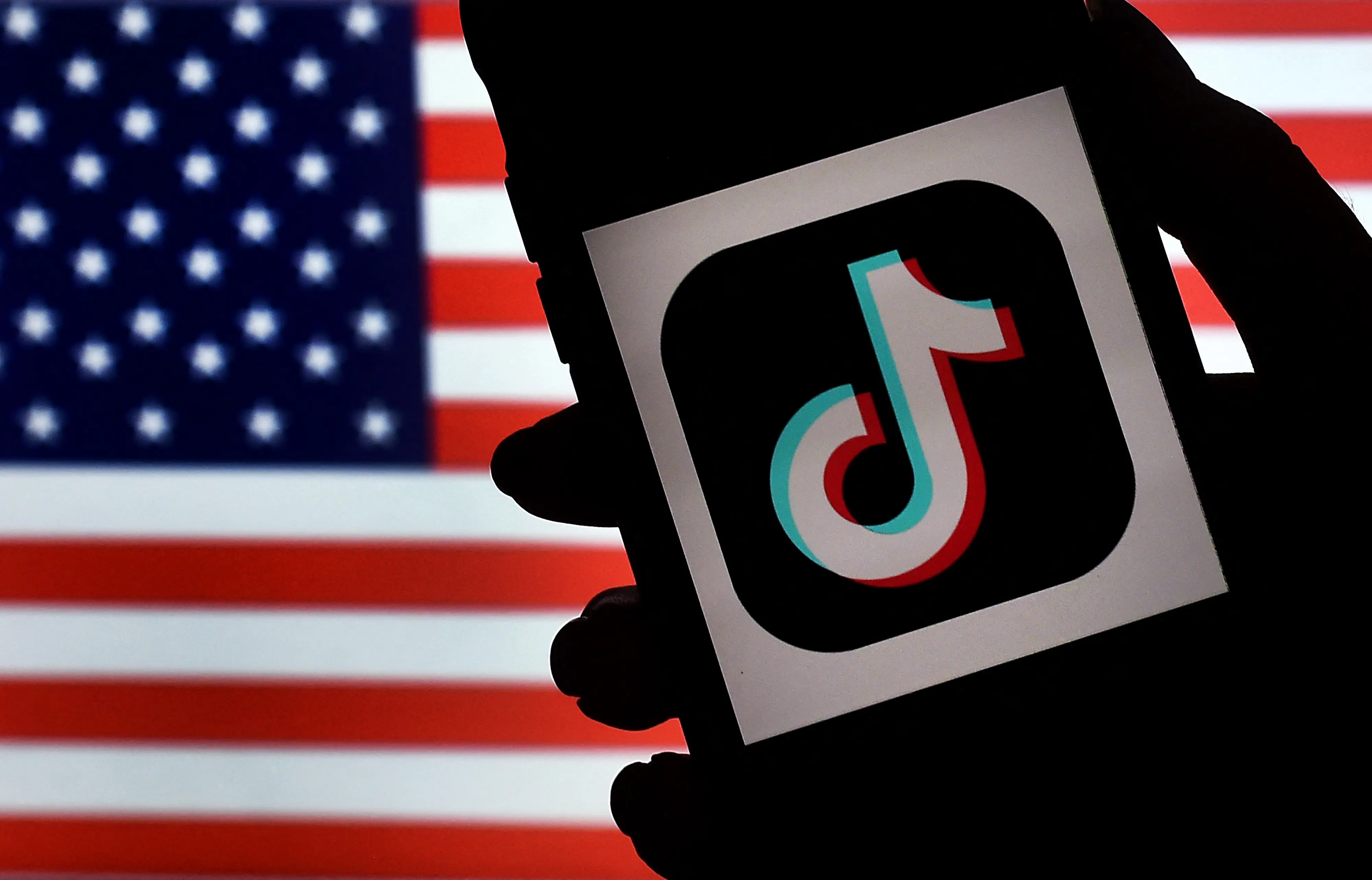TikTok signs joint venture deal to avoid Trump’s ban threat in US