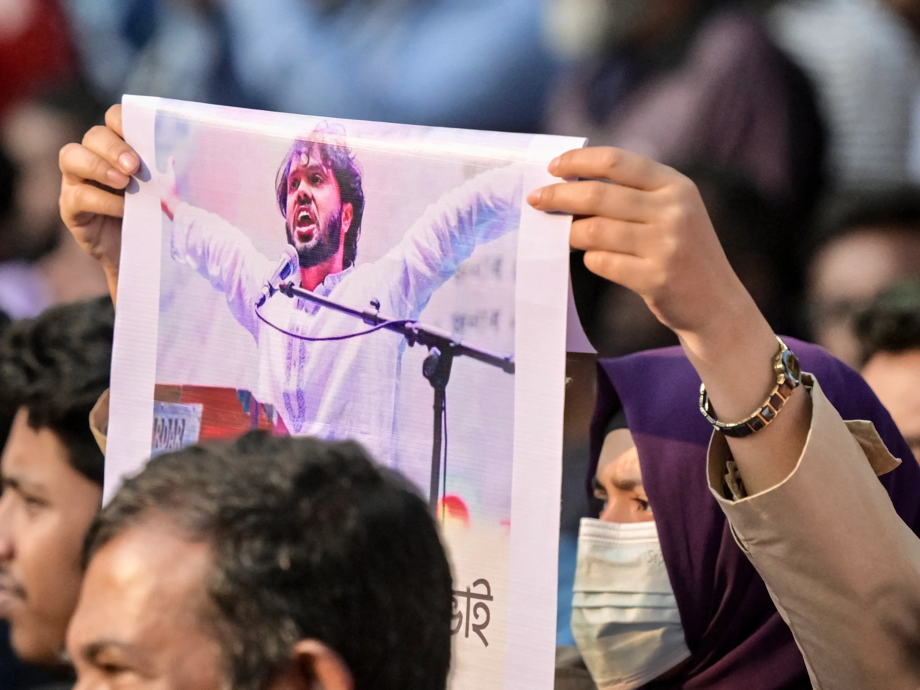 Who was Sharif Osman Hadi? Radical youth leader behind Inqilab Mancha – All about his ideology and movement Who was Sharif Osman Hadi? Radical youth leader behind Inqilab Mancha – All about his ideology and movement