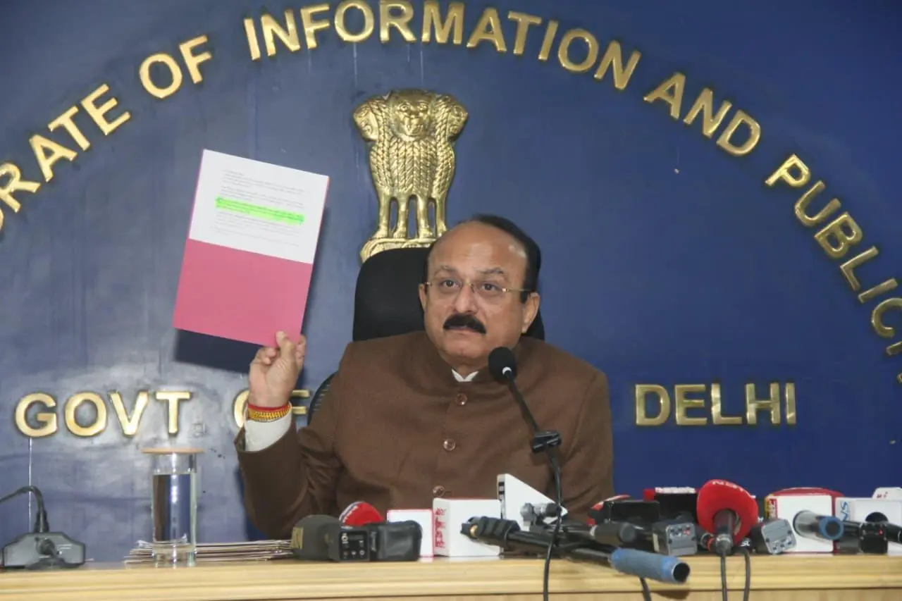 Delhi Air Pollution: Govt to install air purifiers in 10,000 school classrooms. Details inside