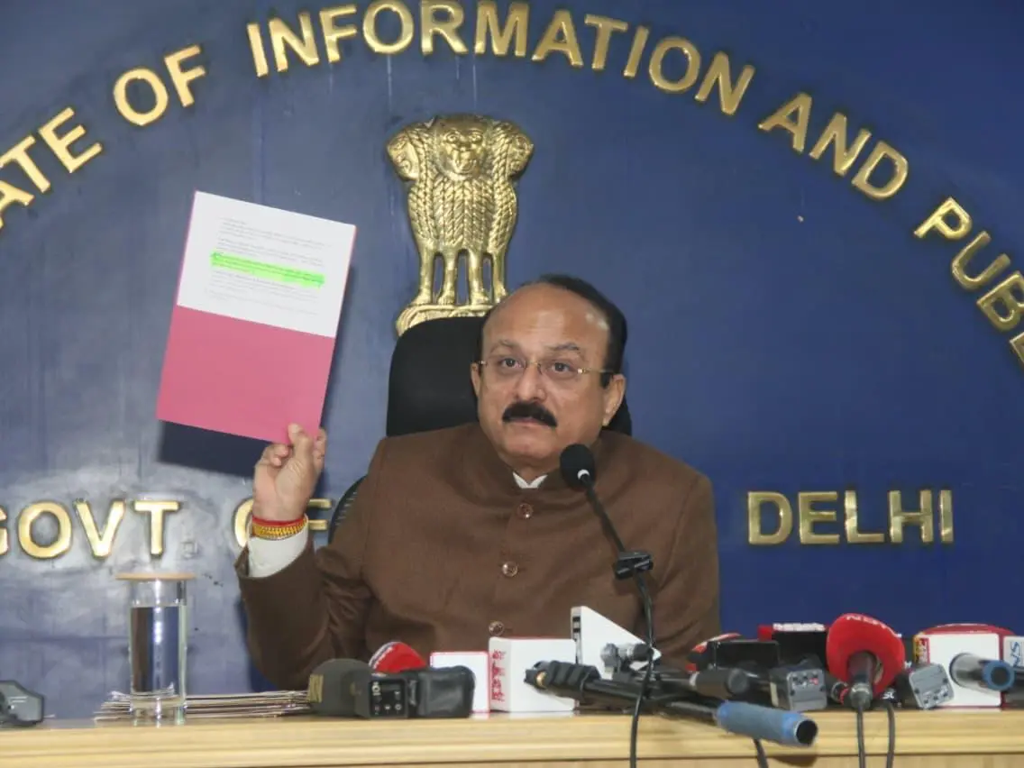 Delhi Air Pollution: Govt to install air purifiers in 10,000 school classrooms. Details inside Delhi Air Pollution: Govt to install air purifiers in 10,000 school classrooms. Details inside