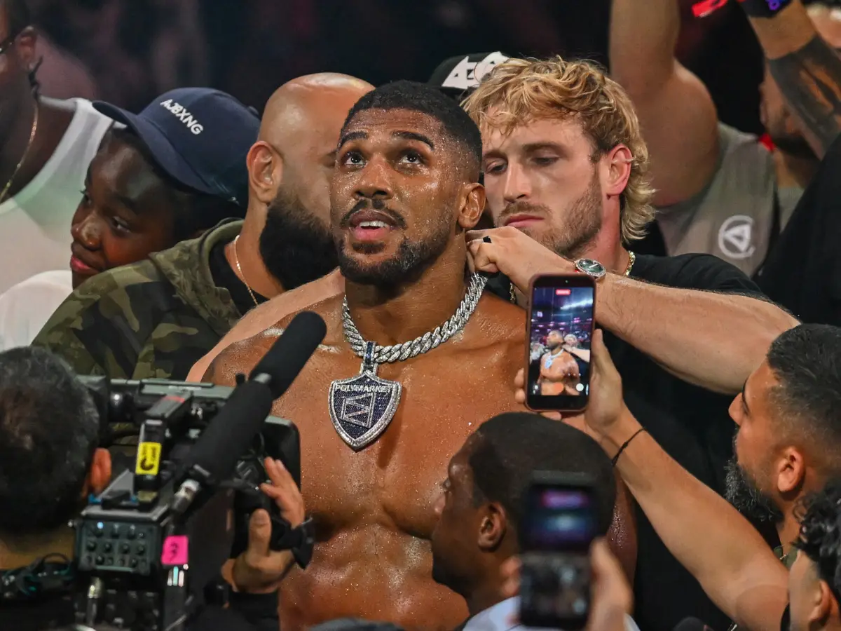 Anthony Joshua knocks out YouTuber-turned-boxer Jake Paul to win boxing bout