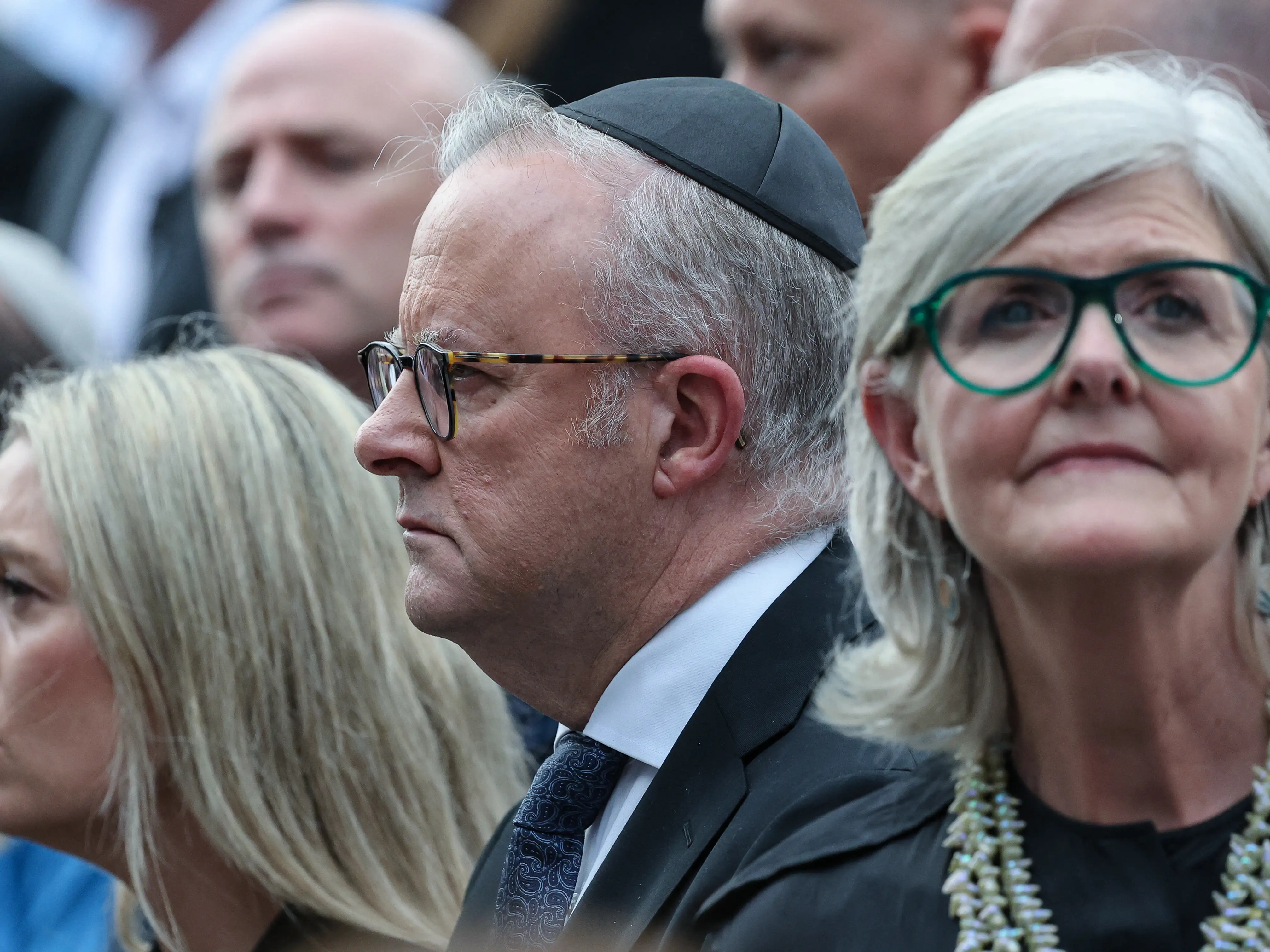 After Bondi Beach terror attack, Australia PM to invite Israeli president to visit After Bondi Beach terror attack, Australia PM to invite Israeli president to visit