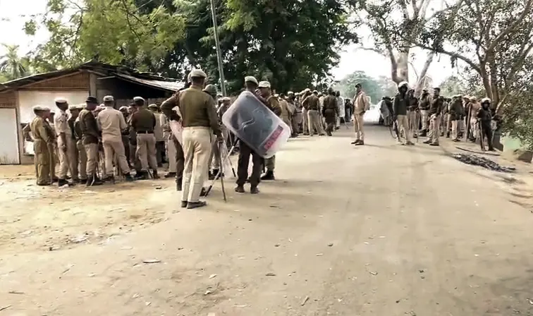 Internet services suspended in Assam's Karbi Anglong amidst clashes over eviction drive