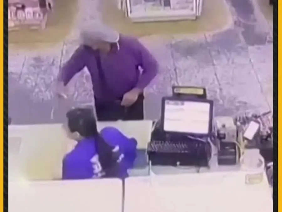 CCTV: Goods Crash From Shelves as 6.1-Magnitude Earthquake Hits Taiwan’s Taitung County