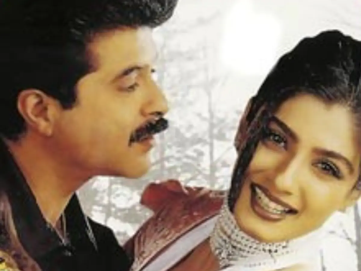 Anil Kapoor-Raveena Tandon in Gharwali Baharwali