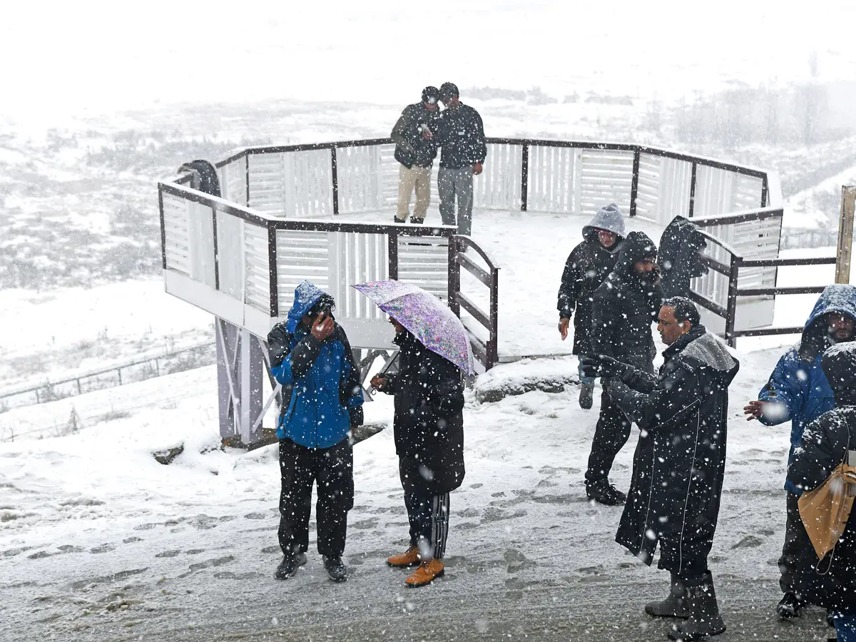 J&K Issues Avalanche Warning Amid Cold Wave