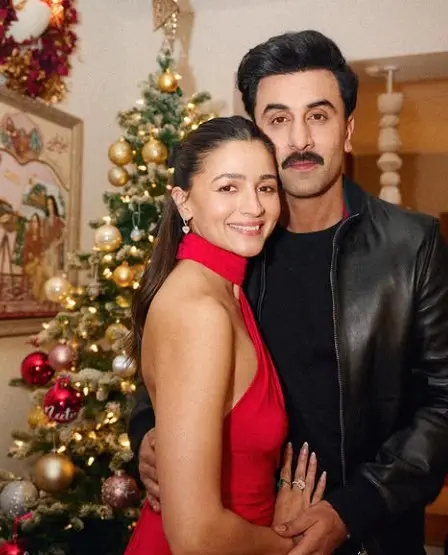 alia bhatt red christmas dress Alia Bhatt stuns in a festive red dress this Christmas, and fans can't stop admiring her elegant and cheerful look. Perfectly capturing the holiday spirit, her style is classy, radiant, and full