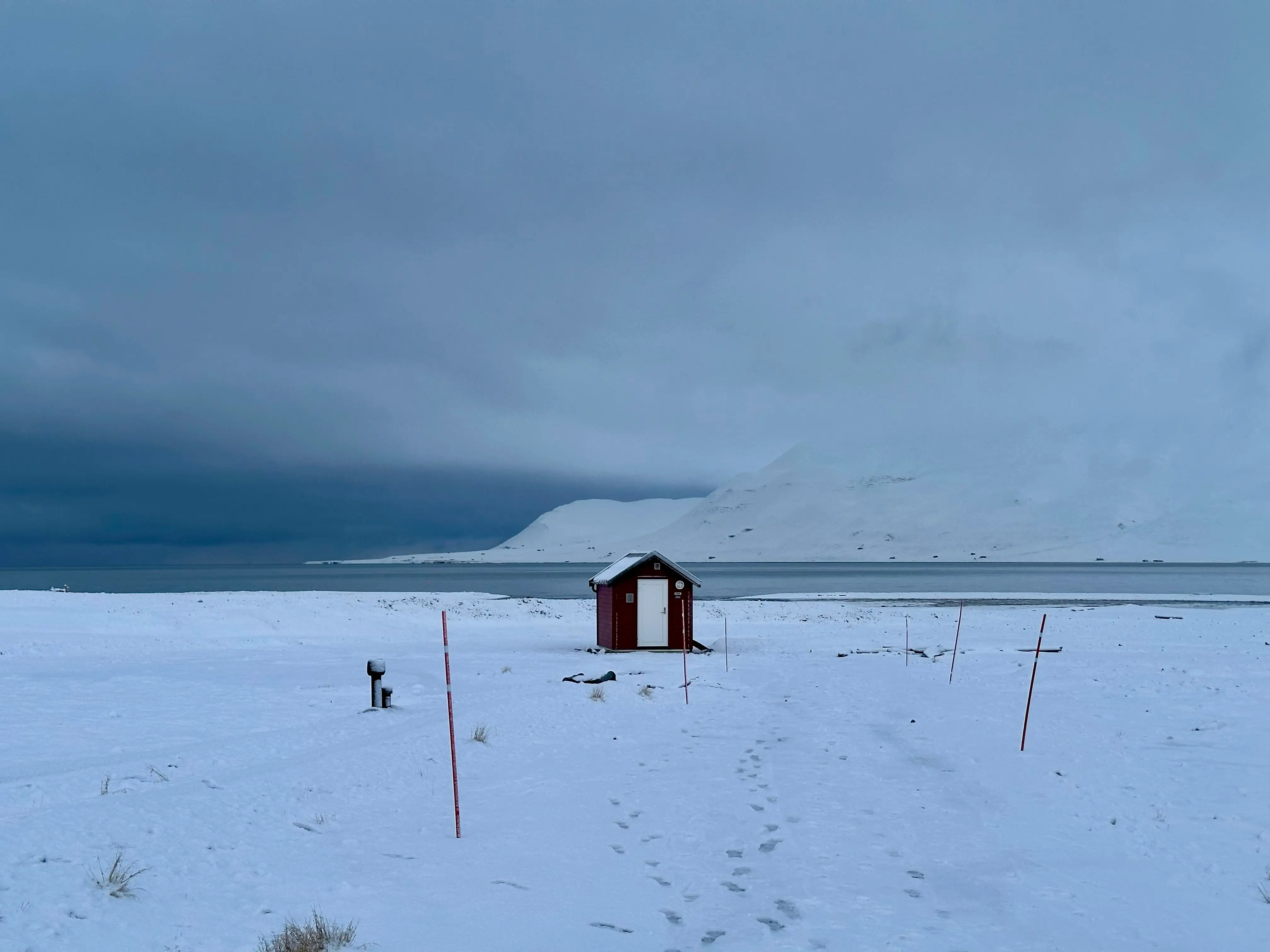 Longyearbyen, Svalbard - Polar Night Darkness