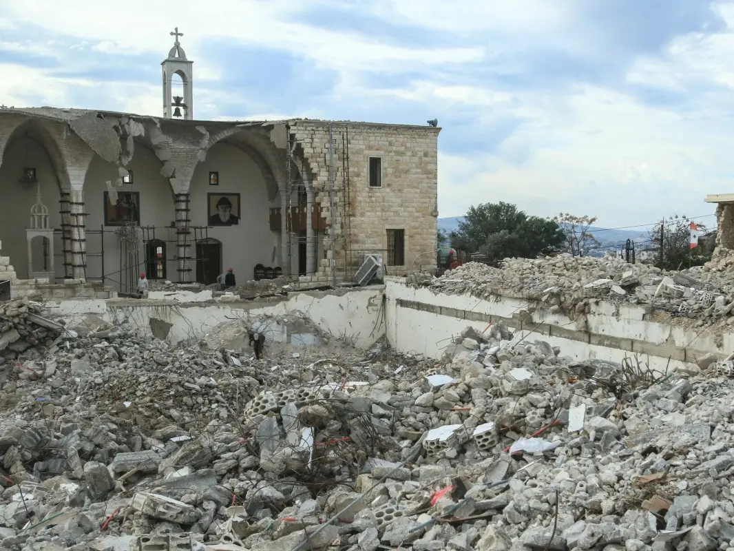 Israel launches strikes against Hezbollah targets in Lebanon Israel launches strikes against Hezbollah targets in Lebanon