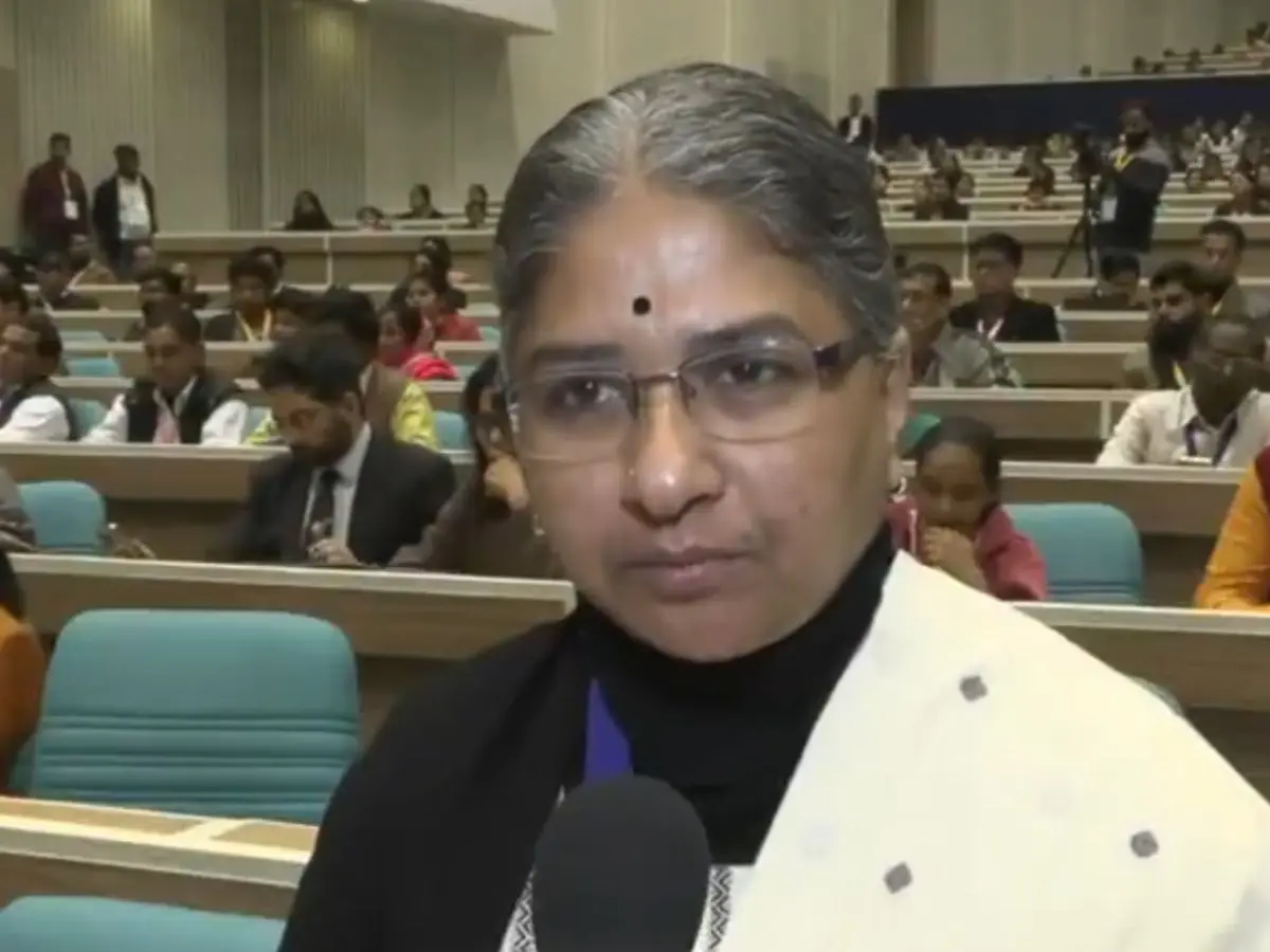 ‘A bittersweet moment’: Mother receives bravery award on Veer Baal Diwas for 8-year-old daughter who died saving a boy