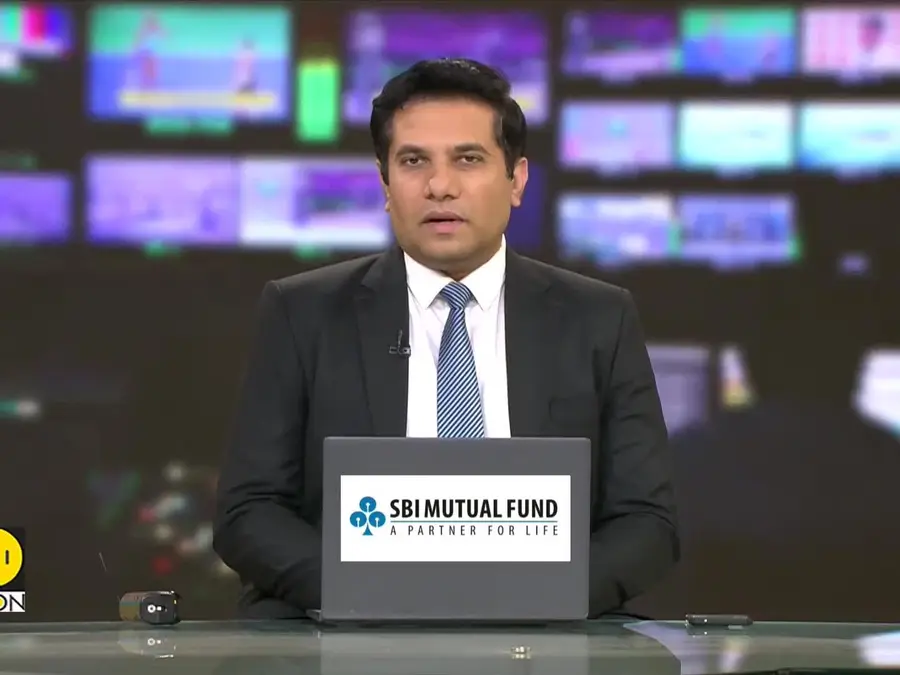 Melania to Trump: Don't Make a Fool of Yourself, Lip Reader Decodes First Couple's Awkward Exchange