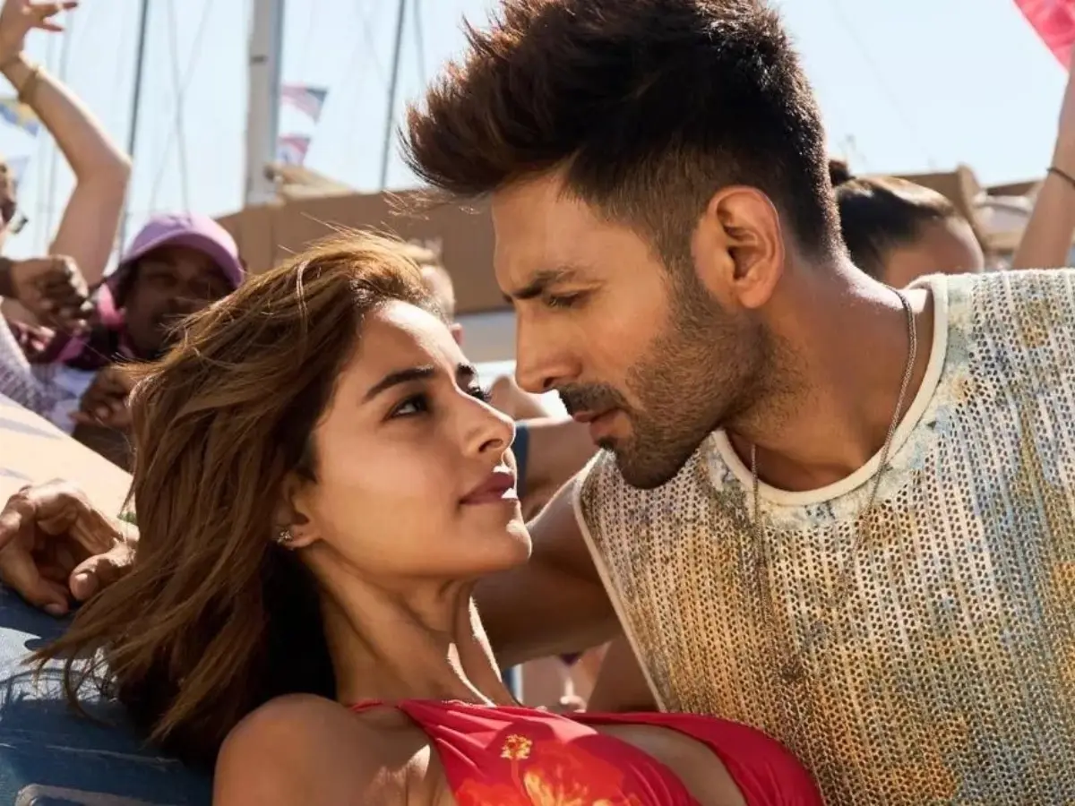 Tu Meri Main Tera Main Tera Tu Meri Box office report day 3: Ananya Panday-Kartik Aaryan starrer shows slow growth, Mints less than Rs 20 crore Tu Meri Main Tera Main Tera Tu Meri Box office report day 3: Ananya Panday-Kartik Aaryan starrer shows slow growth, Mints less than Rs 20 crore