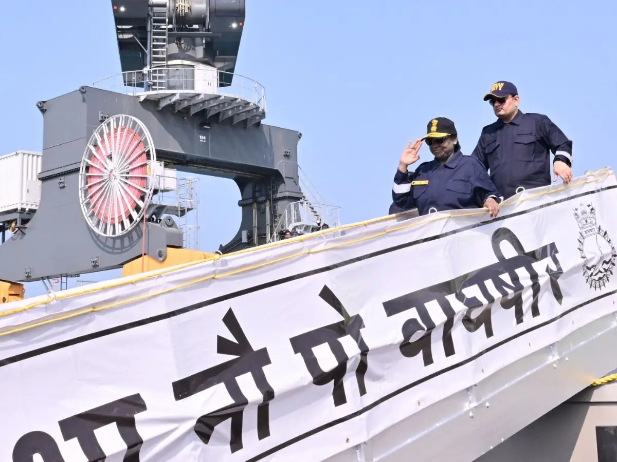 First Indian President to sortie in fighter jets