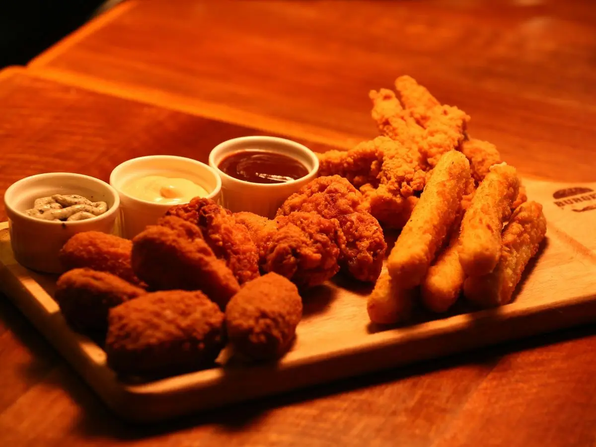 Love fried food? Try these 6 simple tips to reduce oil without losing flavour